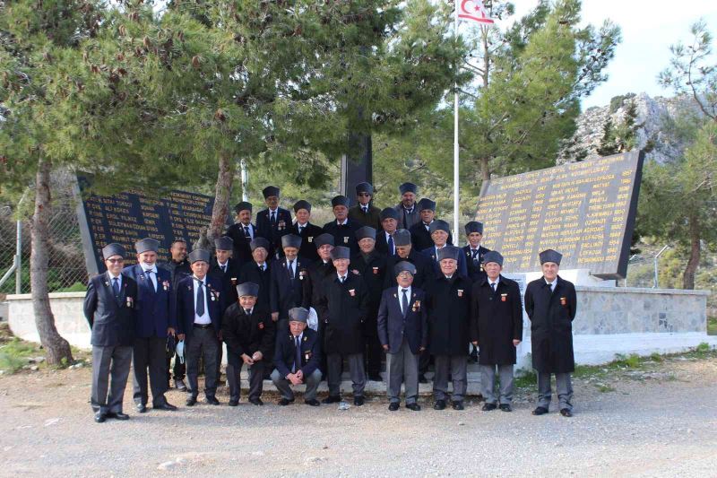 Kıbrıs gazileri yıllar sonra savaştıkları toprakları ziyaret etti
