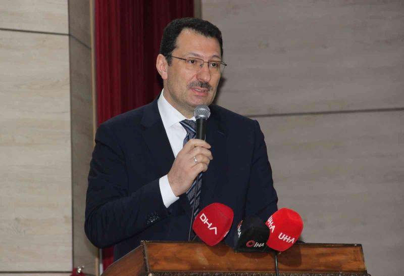 AK Parti’li Yavuz: “Kılıçdaroğlu’nu da düşündük, seçmen kaydı düşmeyecek”
