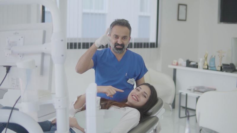 Kaybolan dişler için en iyi yöntem implant uygulaması