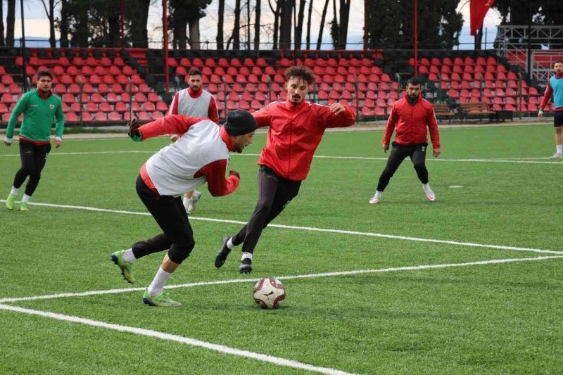 Zirve yarışını sürdüren Sarayköyspor, lideri gözüne kestirdi
