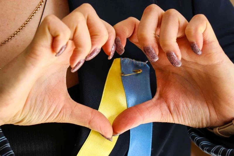 Savaş başlayınca emlak işi yapmak kiraladığı yeri, yardım ofisine çevirdi
