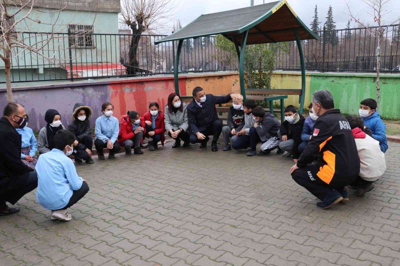 Siirt’te okullarda ‘Deprem Anı ve Tahliye Tatbikatı’ yapıldı
