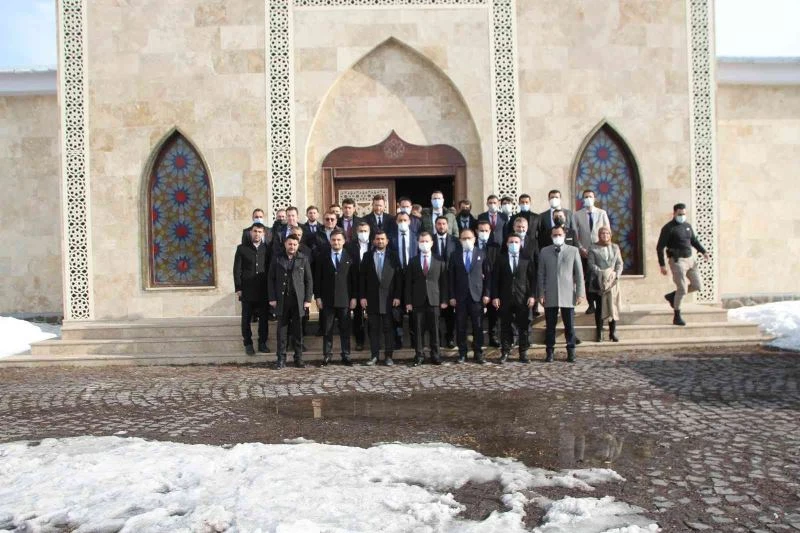 Kaymakam Demirer, okul müdürleriyle bir araya geldi
