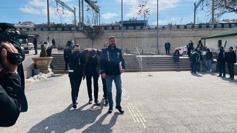 Çekiçli saldırgan adliyeye sevk edildi
