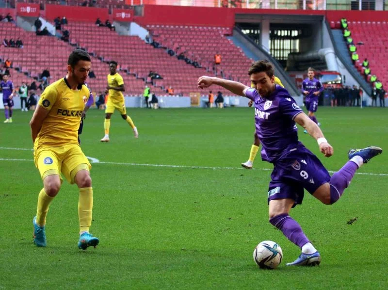 Spor Toto 1. Lig: Samsunspor: 2 - Menemenspor: 4
