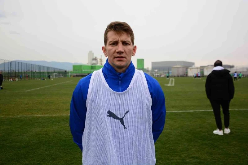 Ferhat Öztorun “Sahamızın olmaması futbolcuları yoran bir durum”
