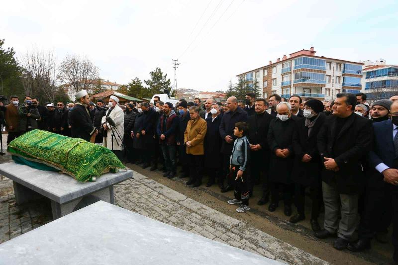 İhlas Medya Ankara Temsilcisi Batuhan Yaşar son yolculuğuna uğurlandı
