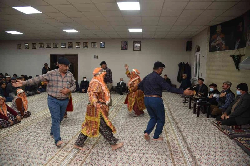Vali Karadeniz, Saruhanlı’da Cemevini ziyaret etti
