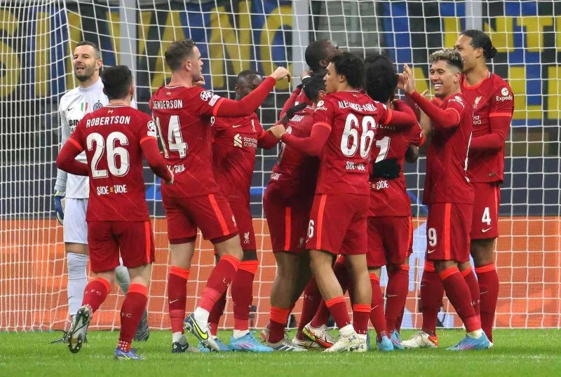 Şampiyonlar Ligi’nde çeyrek finalistler belli oluyor
