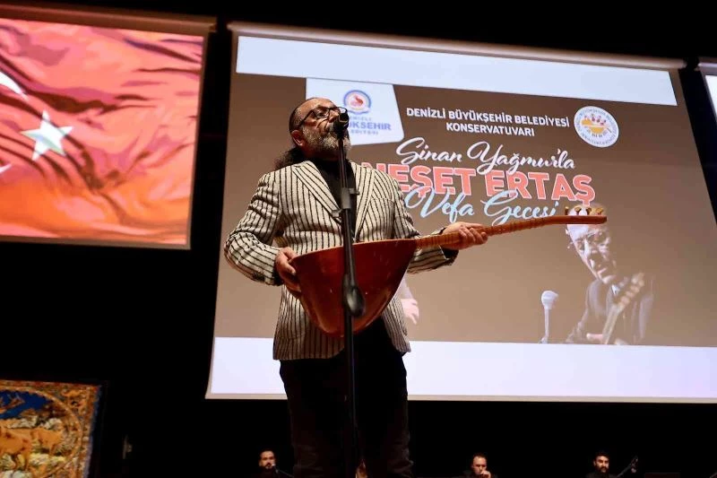 Türkü ve hikayelerle Neşet Ertaş Denizli’de anıldı
