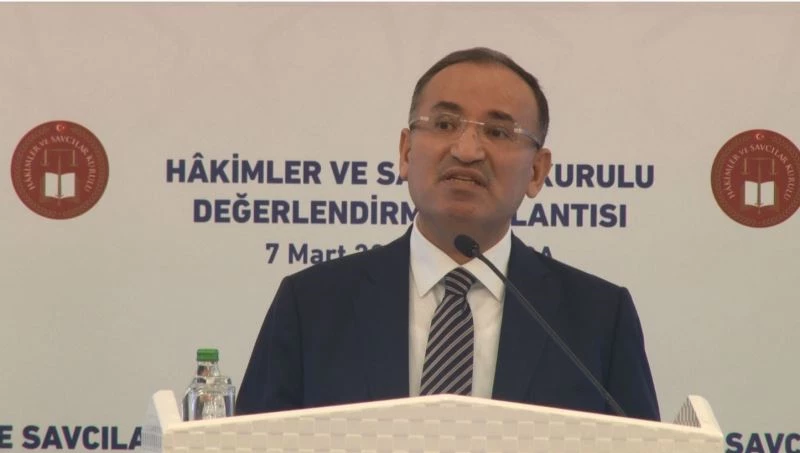 Bakan Bozdağ: “Stokçulukla ilgili yaptırımları yeniden düzenleyeceğimizi ifade etmek isterim”
