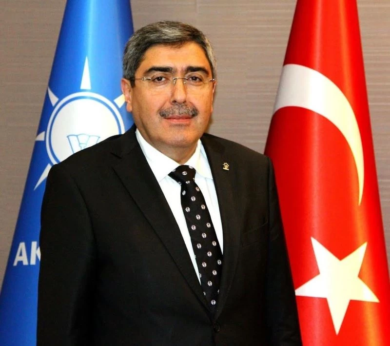 Özkeçeci’den 8 Mart Dünya Kadınlar günü mesajı
