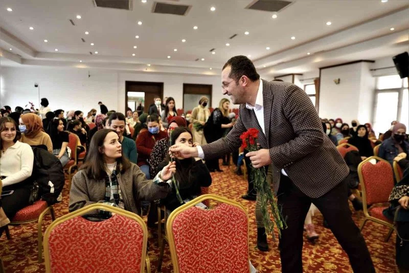 Akçaabat’ta Kadınlar günü için ‘Anlat bakalım’ adlı yarışma yapıldı
