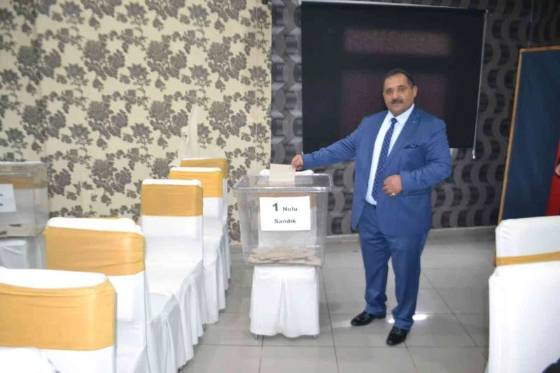 Demirciler odasında yeni başkan Ömer Demirbağa oldu
