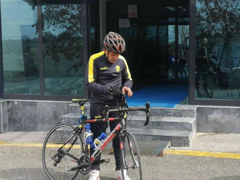 Fahri Amca bisikletiyle 22’inci kez Çanakkale yolunda
