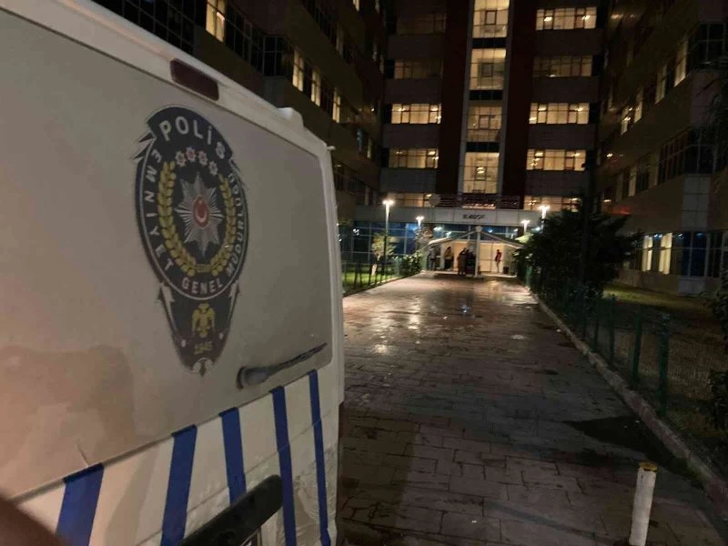 Refakatçi gibi hastaneye girdi, husumetlisini yaraladı
