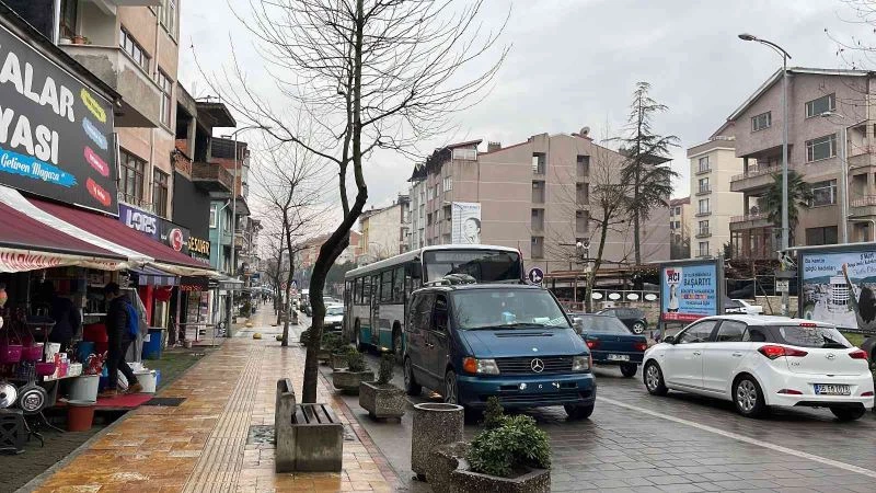 Çaycuma’da trafik yoğunluğu vatandaşı çileden çıkarttı
