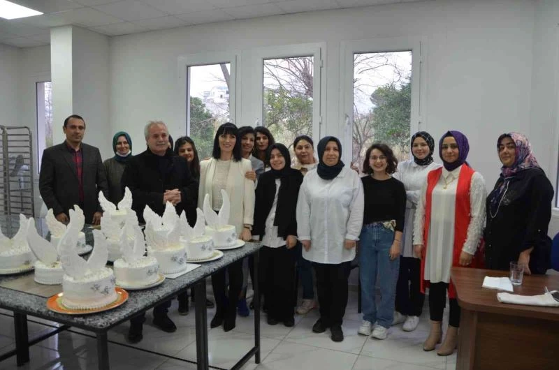 Hamarat kadınlar yetenekleri ile girişimci oldu
