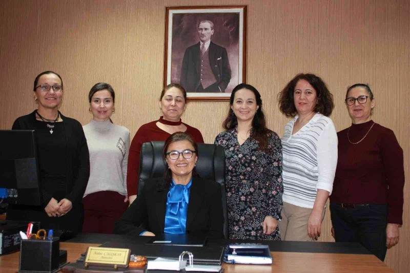 Marmaris’te kurum ve kuruluşlarda kadın yöneticilerin sayısı dikkat çekiyor
