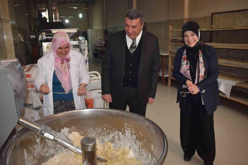 MTB Başkan Özcan: “Kadın hayatımızın en kıymetli varlığıdır”
