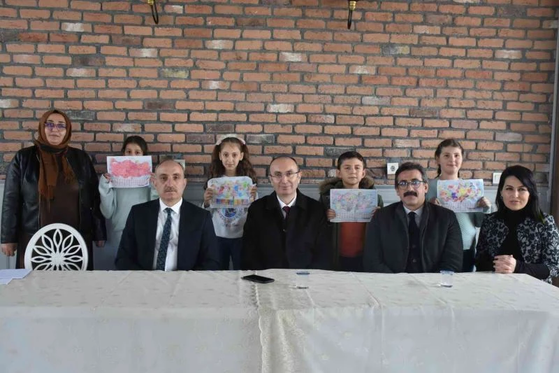 Başkan Işıksu: “Sizlerin hayalleri geleceğimize ışık tutuyor”
