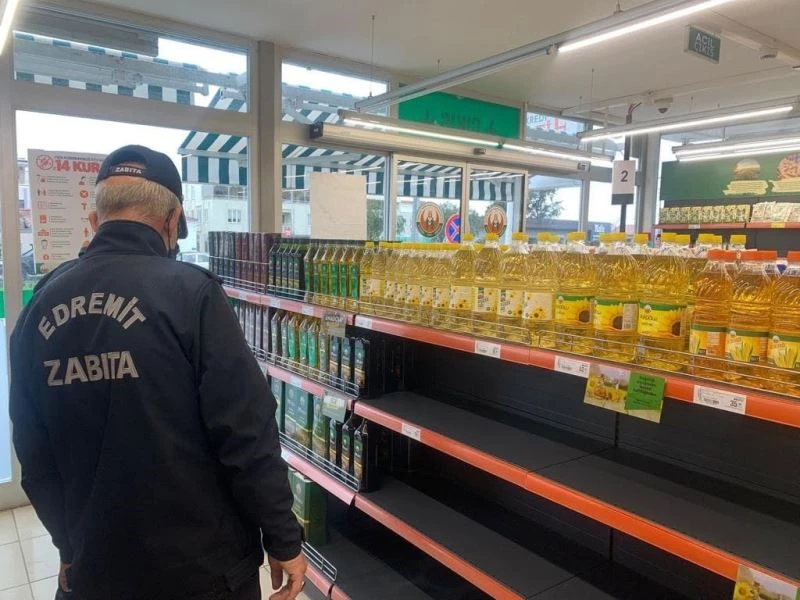 Edremit zabıtadan stok yağ denetimi
