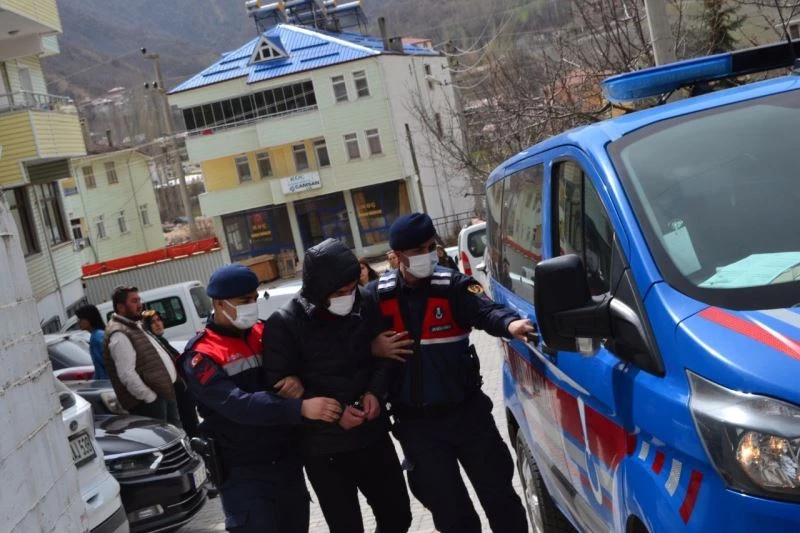 Tokat’taki uyuşturucu operasyonunda 10 kişi mahkemeye sevk edildi
