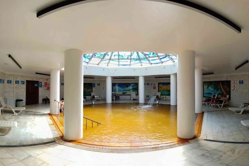 Yenilenen Saadetdere Kaplıca Tesisi hizmete açıldı
