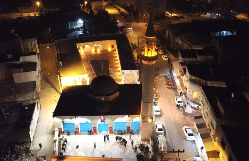 Adıyaman’da Musalla Camii ilk teravih namazıyla ibadete açıldı
