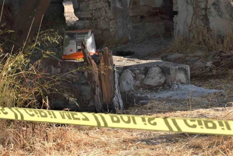 Baltayla öldürülmüştü, cinayet şüphelisi hayvan damında saklanırken yakalandı

