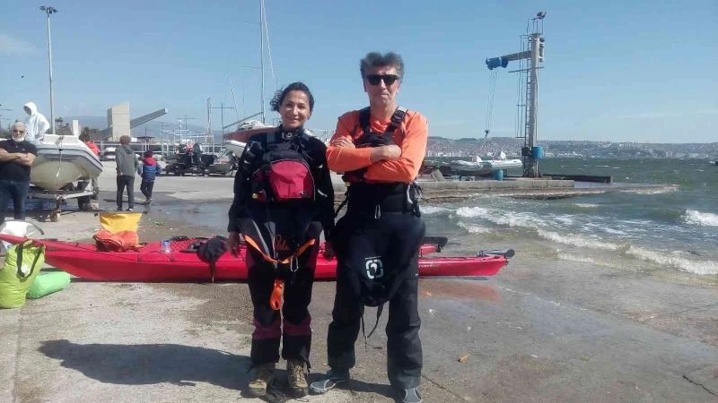 Kürek çekerek 12 günde İzmir’den Çanakkale’ye gidecekler
