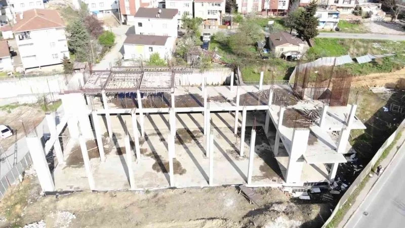 Çekmeköy’de dairesi yanan ev sahibinden İBB’ye itfaiye tepkisi
