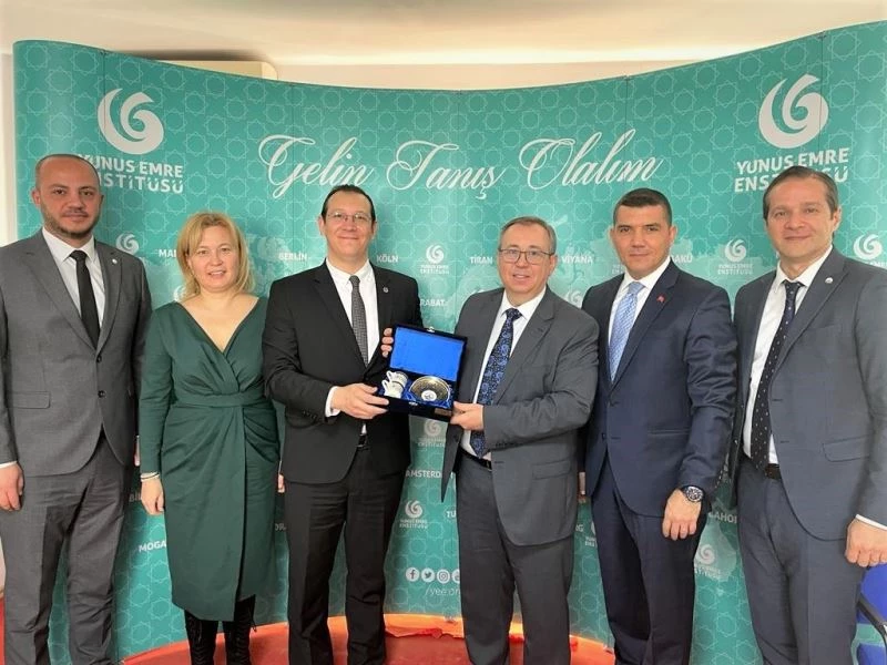 Rektör Tabakoğlu beraberindeki heyet ile Köstence’de temaslarda bulundu
