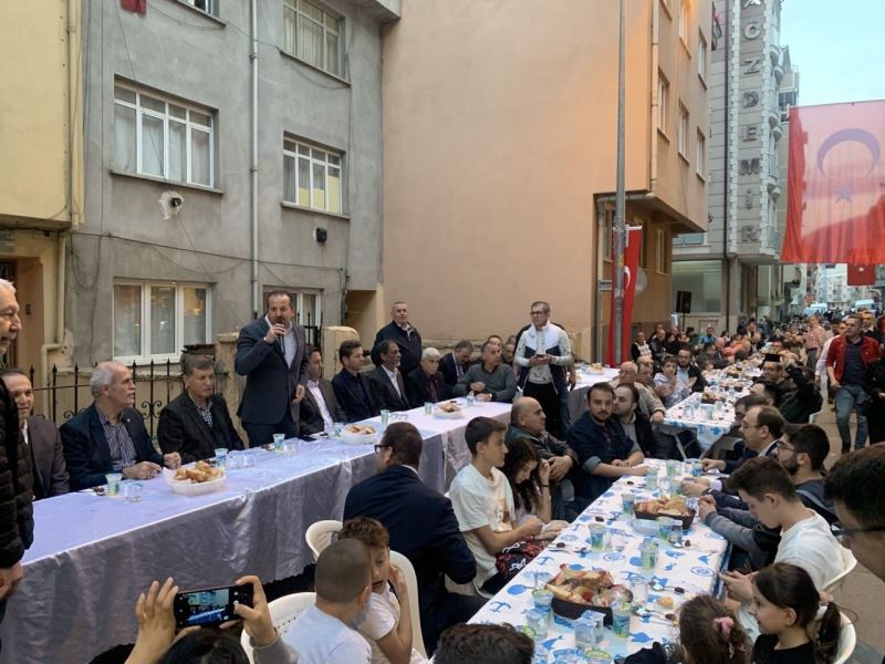 Milletvekilinden anlamlı iftar
