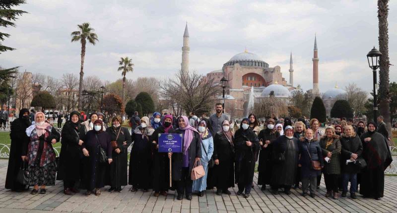 Kartal Belediyesi’nin düzenlediği ’Ramazan Ayı İnanç Turları’ başladı
