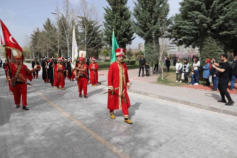 FÜ 47. yıl dönümünü mehteran konseri ile kutladı
