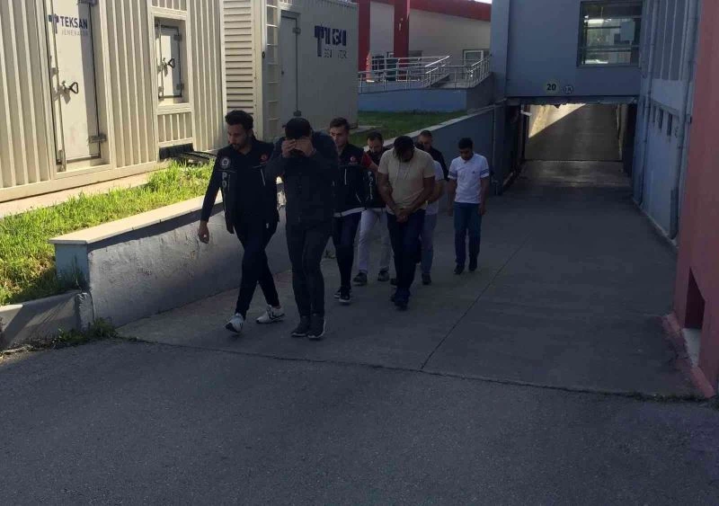 Kahve aromalı 79 kilo 400 gram esrar
