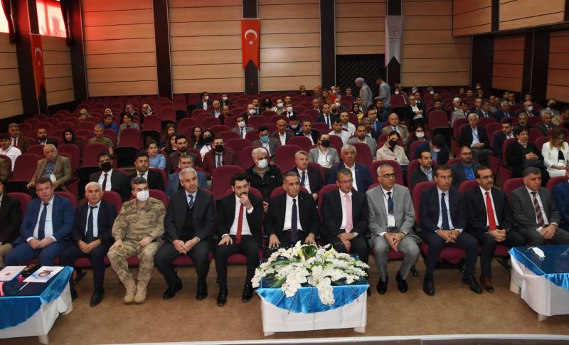 Adıyaman’da ‘Ben olsaydım’ konulu bağımlılıkla mücadele çalıştayı başladı
