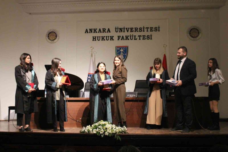 Mekteb-i Adliye Farazi Dava Yarışması’nda Anadolu Üniversitesinden büyük başarı

