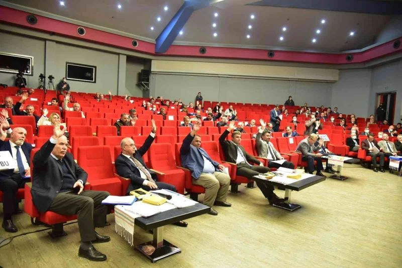 Manisa Büyükşehir Encümen ve Meclis İhtisas Komisyon Üyeleri seçildi
