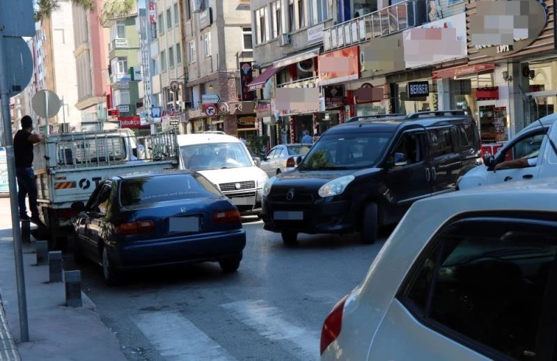 Fahri trafik müfettişi 1 ayda 800 otopark cezası kesti, emniyet hepsini iptal etti
