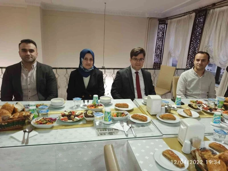 Kaymakam Düzgün, polis teşkilatı ile iftarda bir araya geldi
