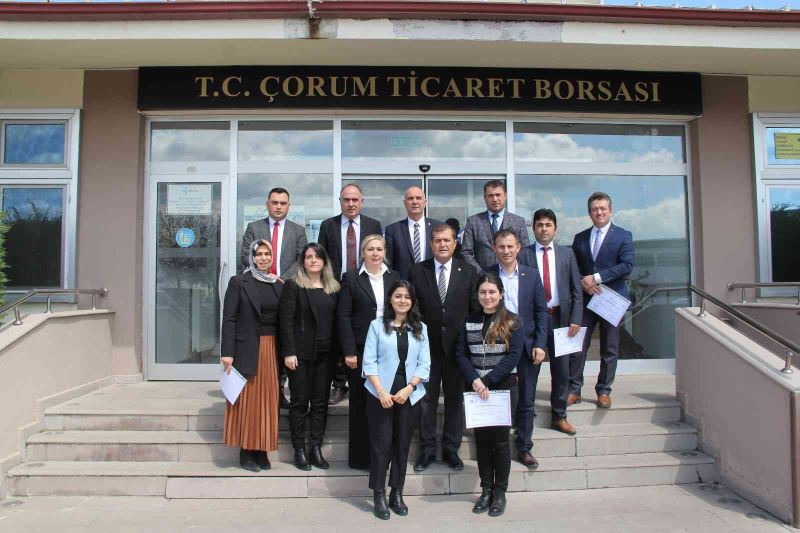 Ticaret Borsası çalışanlarına “Etkili iletişim ve Temel Diksiyon” eğitimi
