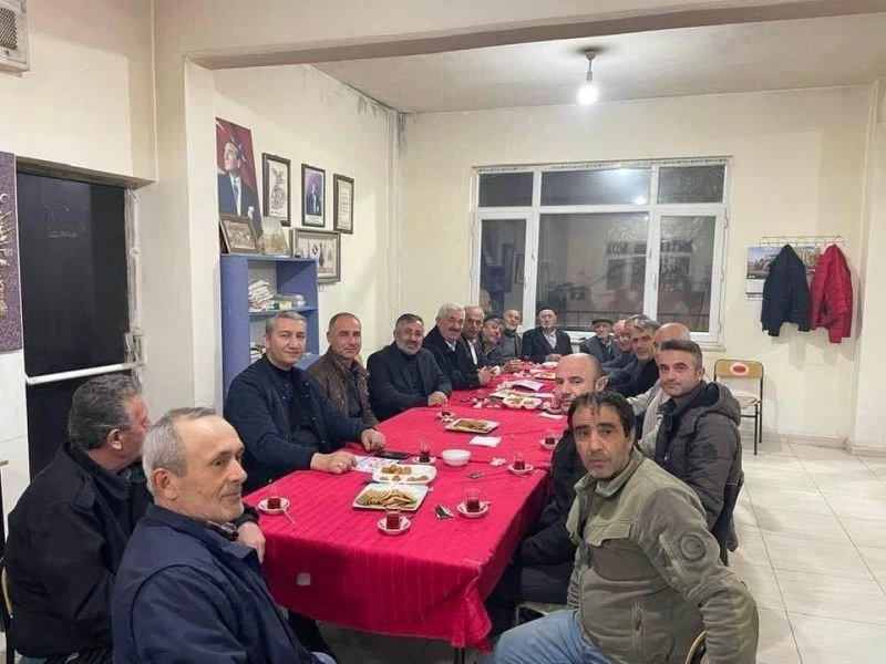 Gülümbe köyü sakinleriyle bir araya geldi
