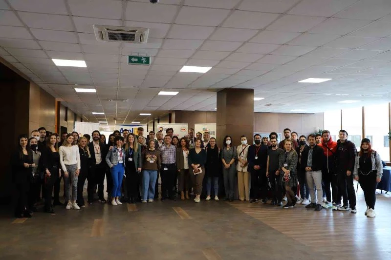 FoodHack İstanbul etkinliği İstanbul Arel Üniversitesi’nde gerçekleşti
