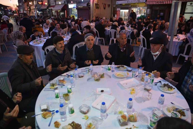 Orhaneli’nde iftar buluşması

