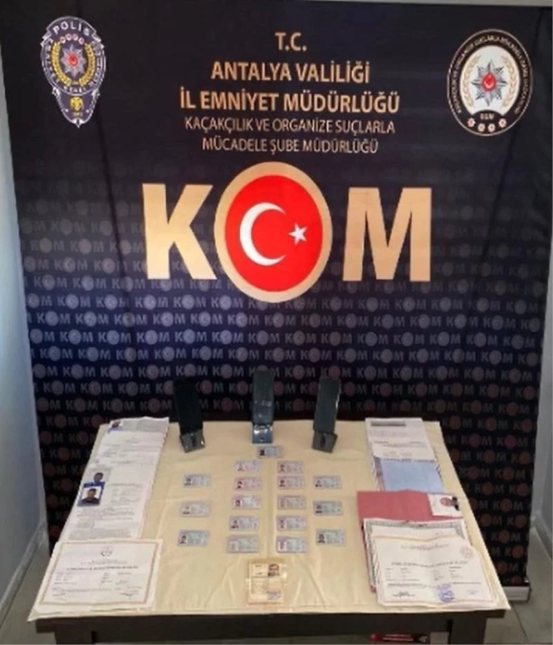 Başkasının yerine Motorlu Taşıt Sürücü Kursiyerleri e-Sınavı’na giren 6 şüpheli yakalandı
