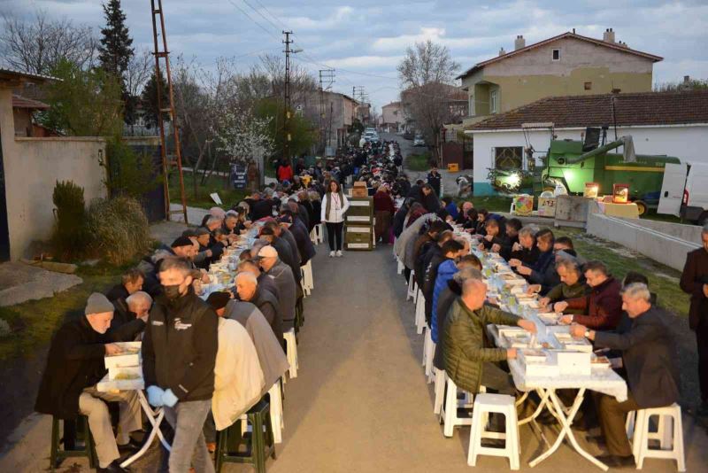 Kırsal mahallelerde ‘Gönül Sofraları’ kuruldu
