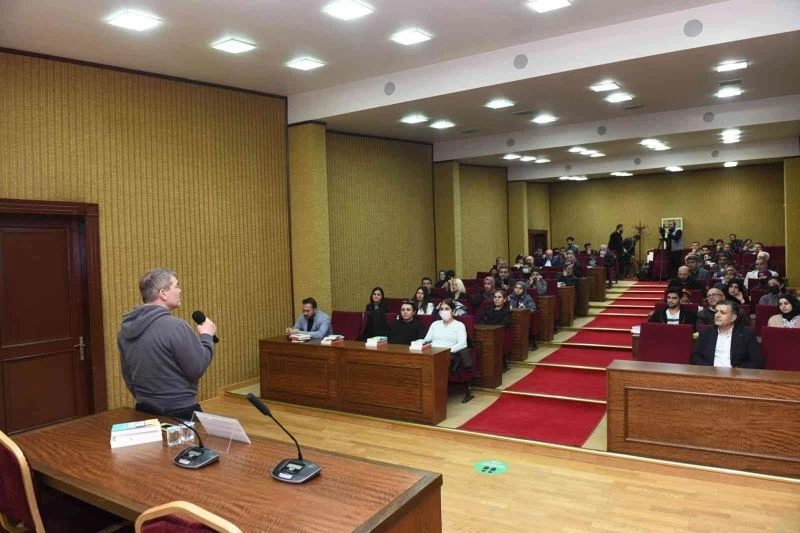 Esenyurtlular Ramazan sohbetlerinde buluşuyor
