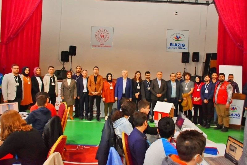 Dene yap proje şenliğiyle genç yetenekler iş başında
